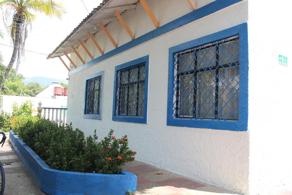 Villa Katherine Melgar Exterior photo